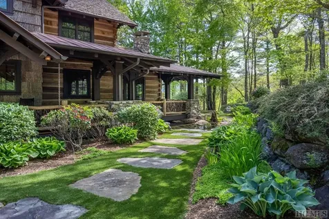 122 Stove Pipe Court Cashiers NC 28717