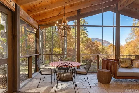 6047 Whiteside Cove Road Highlands NC 28741