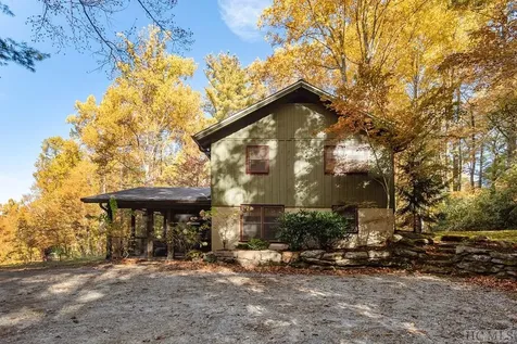 6047 Whiteside Cove Road Highlands NC 28741