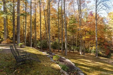6047 Whiteside Cove Road Highlands NC 28741