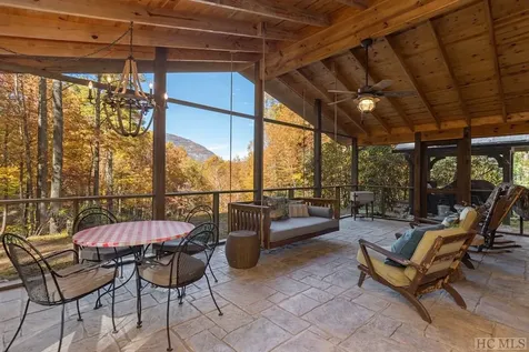 6047 Whiteside Cove Road Highlands NC 28741
