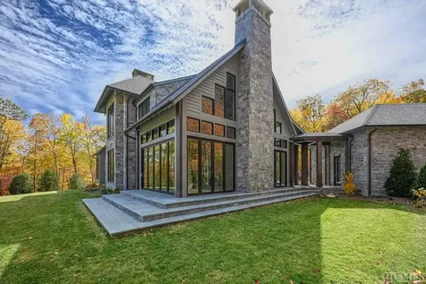 1441 Glencove Drive Cashiers NC 28717