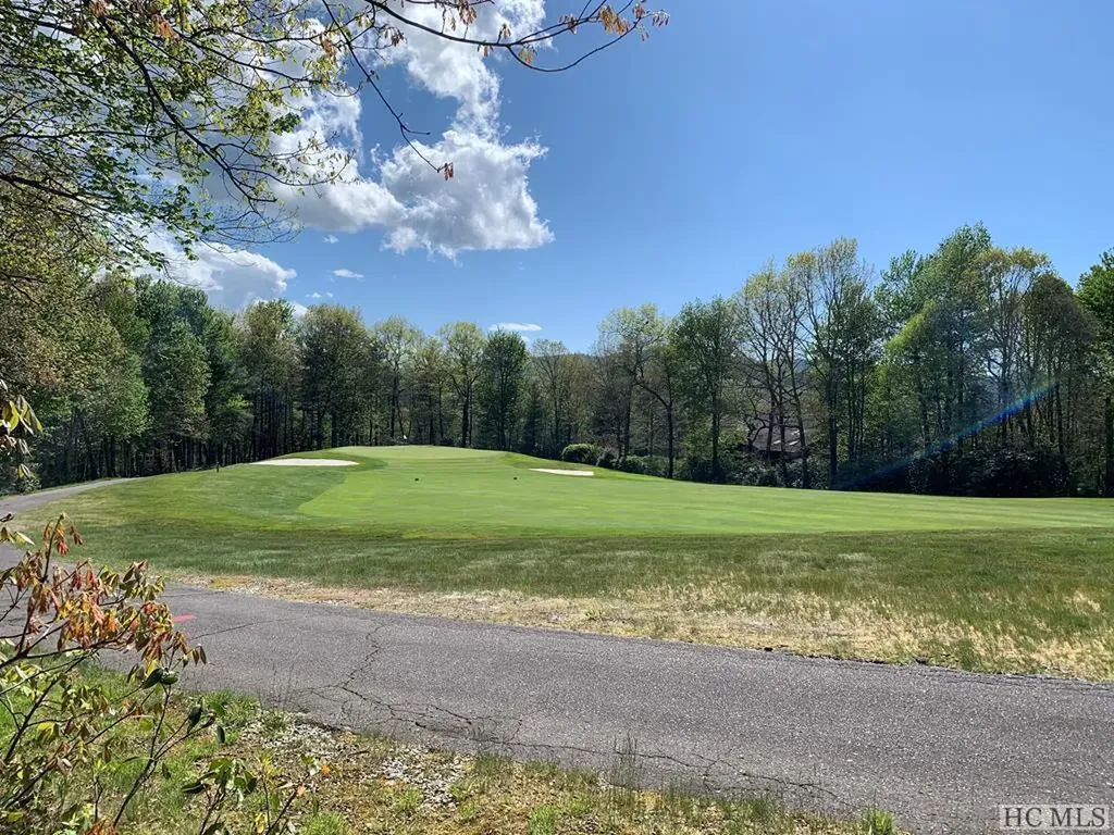 119 Round Top Mountain Road Sapphire NC 28774