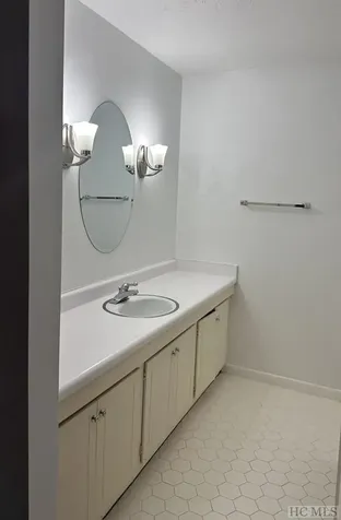 69-7C Dogwood Knob Lane Sapphire NC 28774