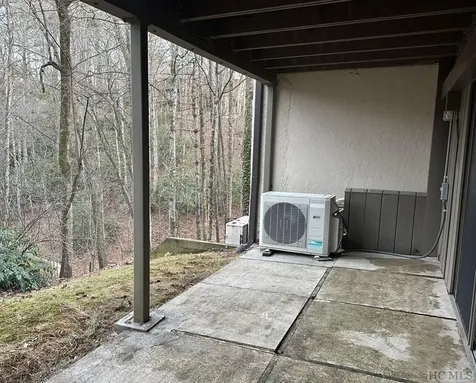 69-7C Dogwood Knob Lane Sapphire NC 28774