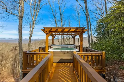 350 Ridgemont Drive Glenville NC 28736