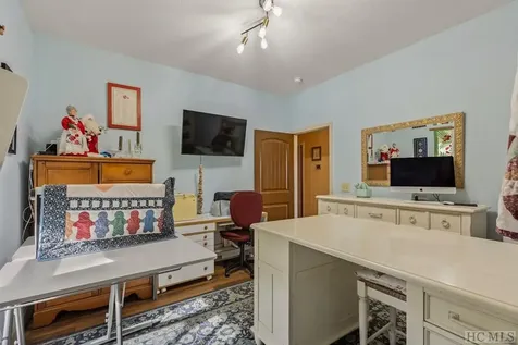 350 Ridgemont Drive Glenville NC 28736