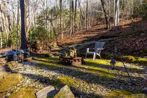 444 Dominion Road Cashiers NC 28717