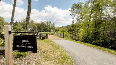 Lot 35 Glencove Drive Cashiers NC 28717
