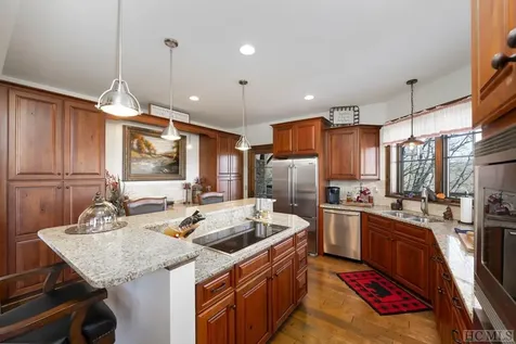 227 B Springhouse Drive Cashiers NC 28717