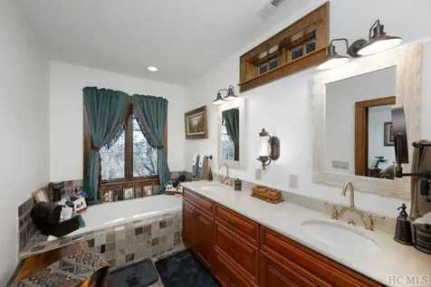227 B Springhouse Drive Cashiers NC 28717