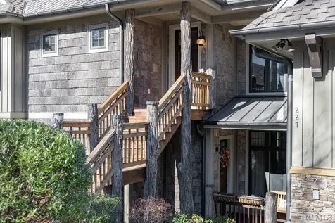 227 B Springhouse Drive Cashiers NC 28717