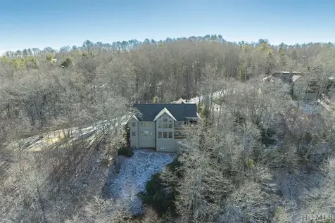 227 B Springhouse Drive Cashiers NC 28717