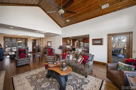 227 B Springhouse Drive Cashiers NC 28717