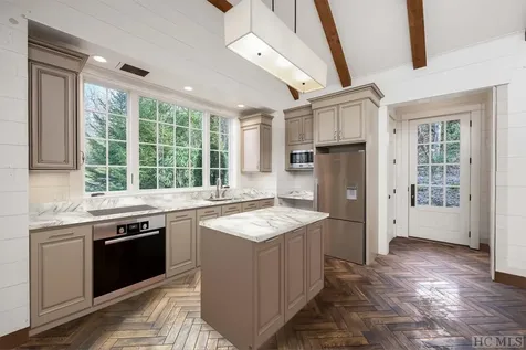 278 Boathouse Row Sapphire NC 28774