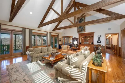 95 Cliffmont Road Cashiers NC 28717