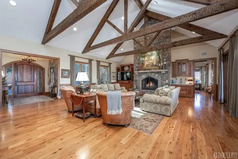 95 Cliffmont Road Cashiers NC 28717
