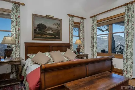 95 Cliffmont Road Cashiers NC 28717