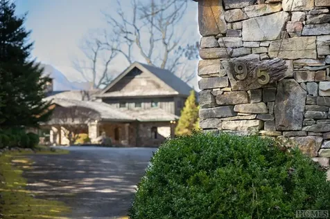 95 Cliffmont Road Cashiers NC 28717