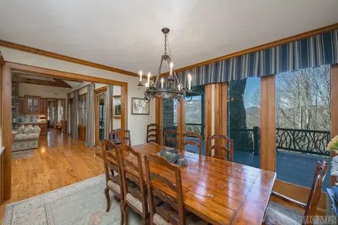 95 Cliffmont Road Cashiers NC 28717