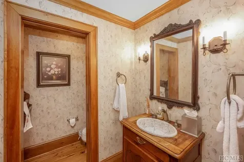 95 Cliffmont Road Cashiers NC 28717