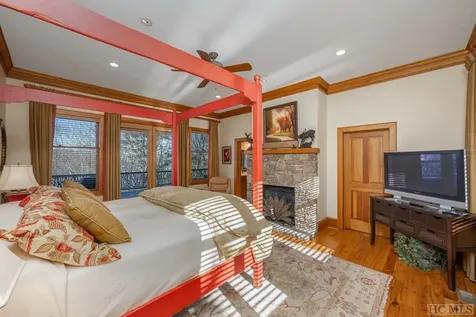 95 Cliffmont Road Cashiers NC 28717