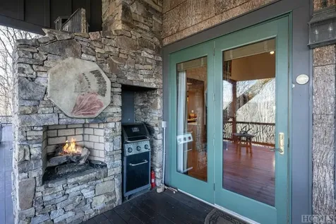 95 Cliffmont Road Cashiers NC 28717