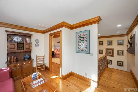 95 Cliffmont Road Cashiers NC 28717