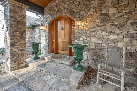 95 Cliffmont Road Cashiers NC 28717