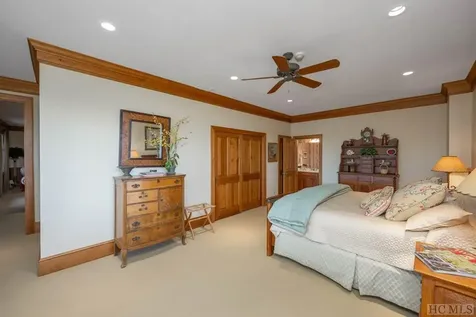 95 Cliffmont Road Cashiers NC 28717