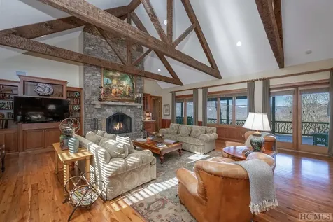 95 Cliffmont Road Cashiers NC 28717