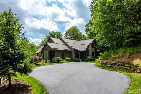 992 Found Forest Road Cashiers NC 28717