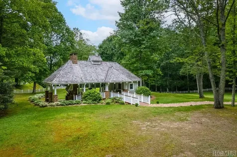 992 Found Forest Road Cashiers NC 28717