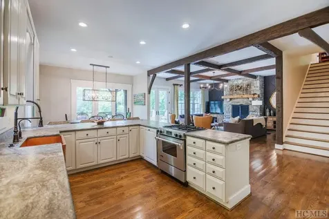 992 Found Forest Road Cashiers NC 28717