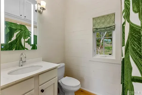 175 Moonstone Loop Highlands NC 28741