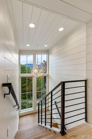 175 Moonstone Loop Highlands NC 28741