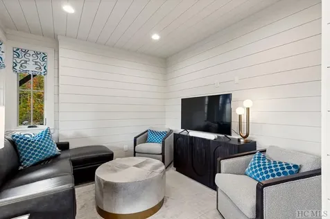 175 Moonstone Loop Highlands NC 28741