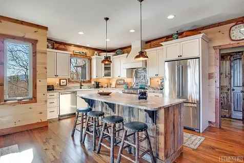 610 Sapphire Ridge Road Sapphire NC 28774