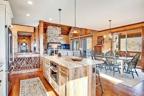 610 Sapphire Ridge Road Sapphire NC 28774