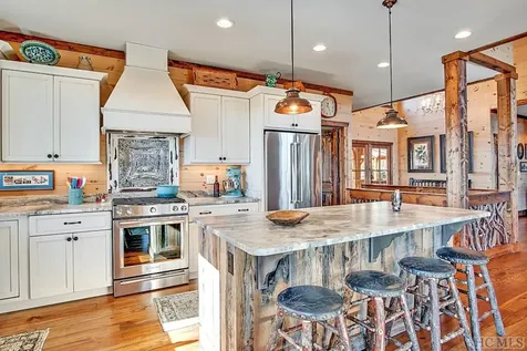 610 Sapphire Ridge Road Sapphire NC 28774