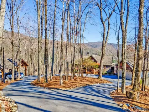 610 Sapphire Ridge Road Sapphire NC 28774