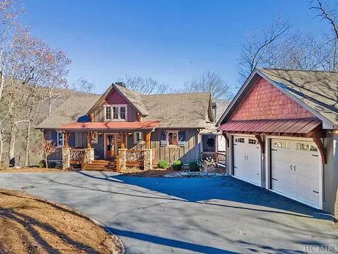 610 Sapphire Ridge Road Sapphire NC 28774