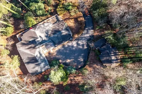672 Cherokee Trail Sapphire NC 28774