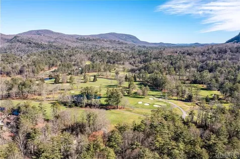 672 Cherokee Trail Sapphire NC 28774