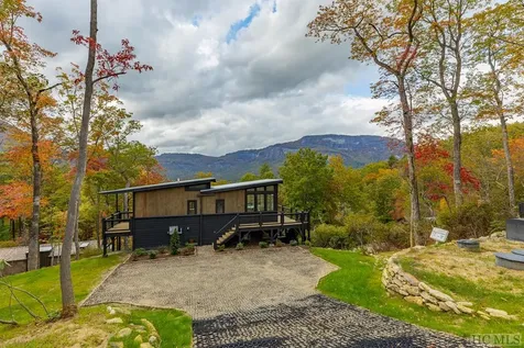 23 Moonstone Loop Highlands NC 28741