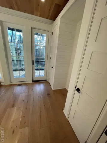 23 Moonstone Loop Highlands NC 28741