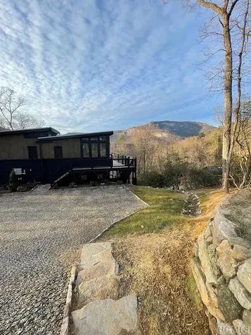 23 Moonstone Loop Highlands NC 28741
