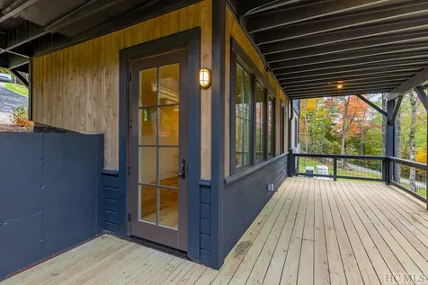 23 Moonstone Loop Highlands NC 28741