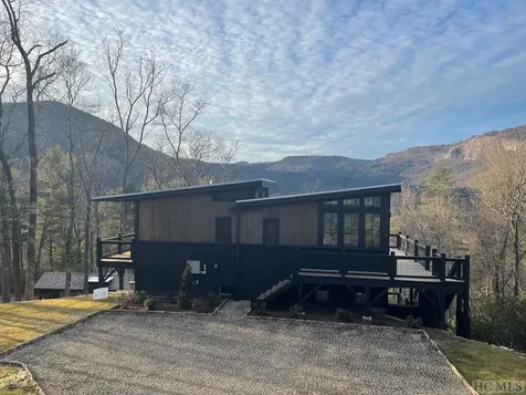23 Moonstone Loop Highlands NC 28741
