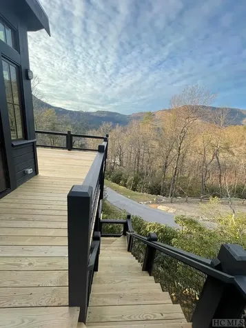 23 Moonstone Loop Highlands NC 28741